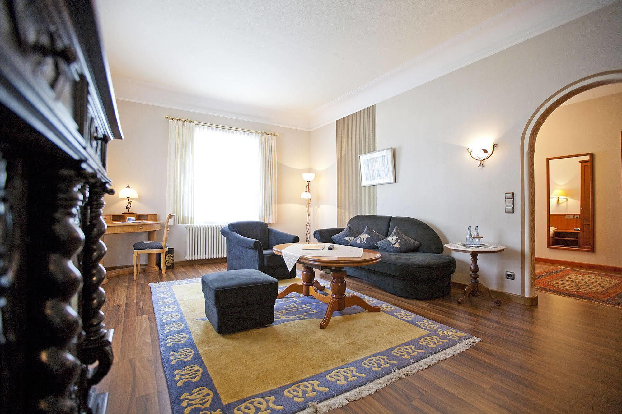 Hotel Mueller Hohenschwangau Bagian luar foto