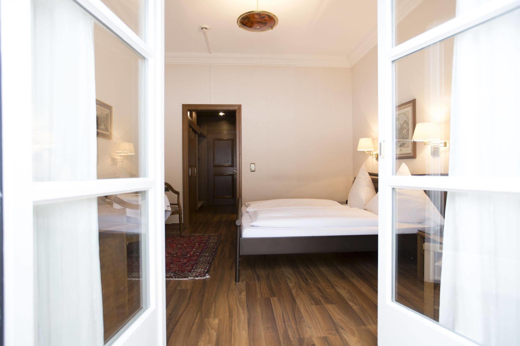 Hotel Mueller Hohenschwangau Bagian luar foto
